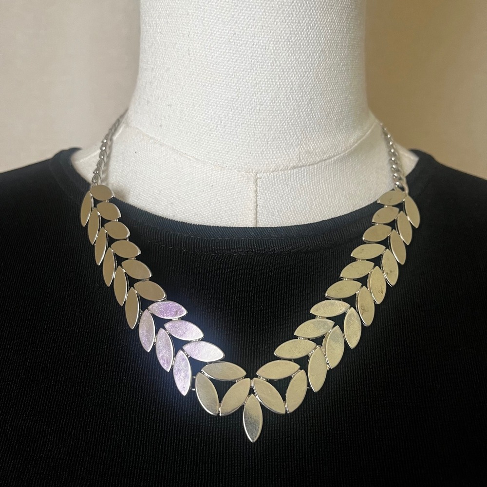 Silver Leaf Link Necklace V Shape Collar Statement Adjustable 20.5-24"